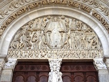 Photo du tympan de la cathédrale d'Autun